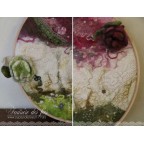 Tableau en feutre, soie et dentelle rose, blanc vert "Mon jardin textile"