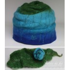 Chapeau femme vert, bleu et turquoise en feutre artisanal et soie "Ile Espérance..."
